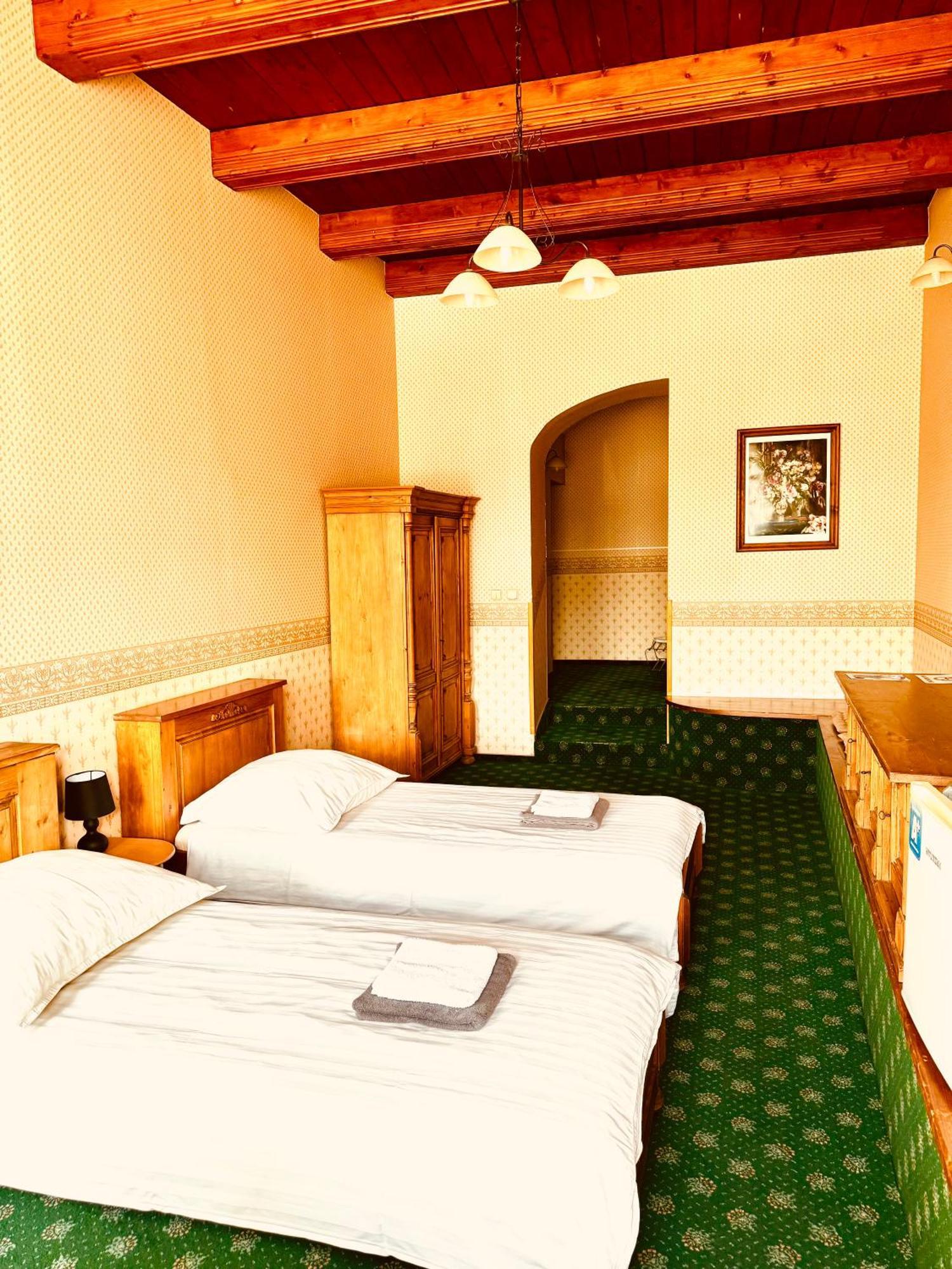 Hotel Maxim ฟรีเดก-มีสเตก ภายนอก รูปภาพ
